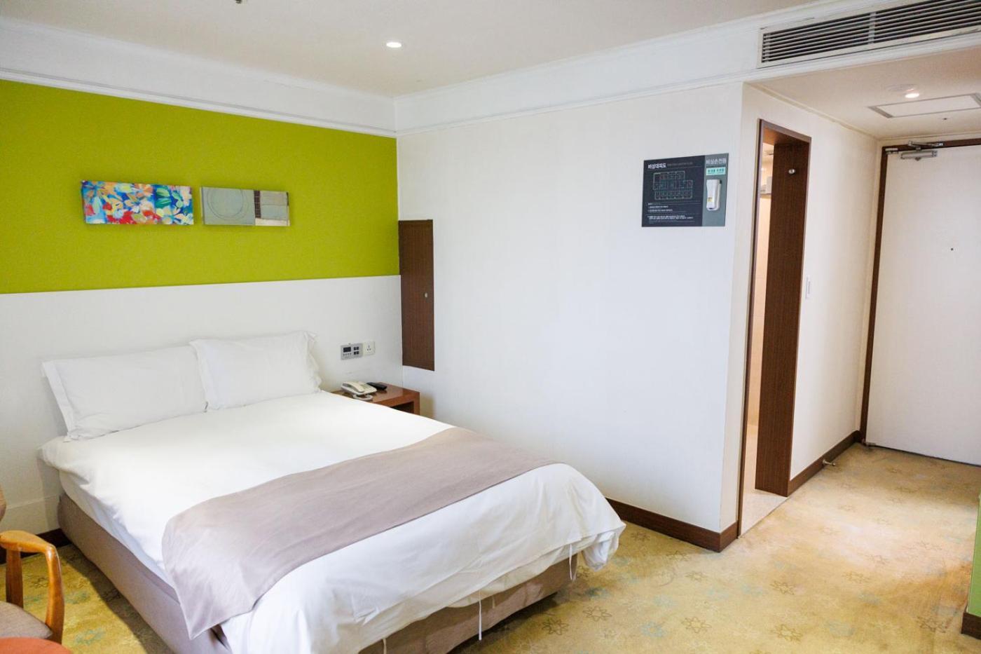 Jeju Robero Hotel Екстериор снимка